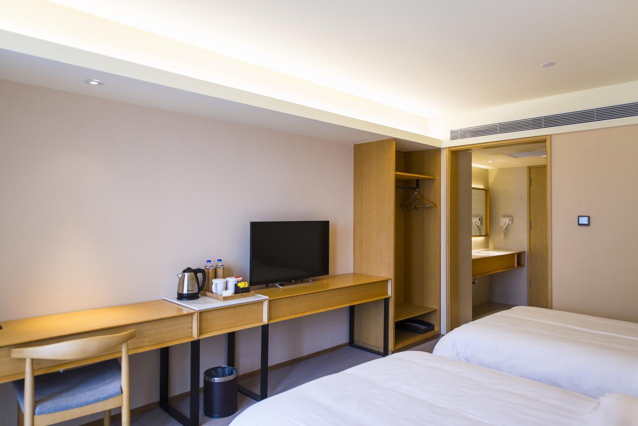 Ji Hotel Shanghai Jiangqiao Wanda Plaza Exterior foto